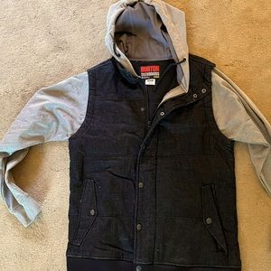 Burton Mens snowboard layering jacket, new, never used, fleece lining